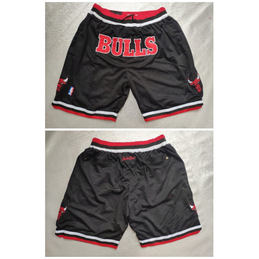 Men's Chicago Bulls Black Shorts (Run Small)