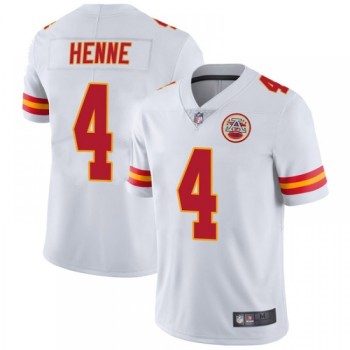 Men's Kansas City Chiefs #4 Chad Henne White Vapor Untouchable Limited Stitched Jersey Men's Kansas City Chiefs #4 Chad Henne White Vapor Untouchable Limited Stitched Jersey