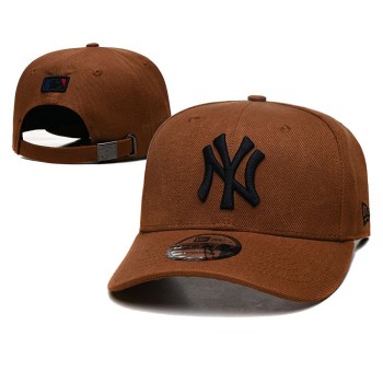 New York Yankeess Adjustable Hat New York Yankeess Adjustable Hat