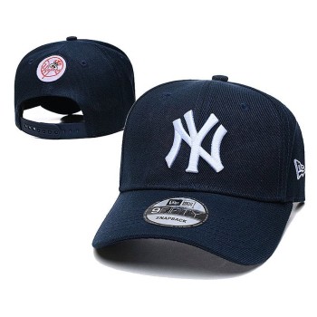 New York Yankeess Adjustable Hat New York Yankeess Adjustable Hat