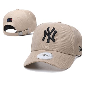 New York Yankeess Adjustable Hat New York Yankeess Adjustable Hat